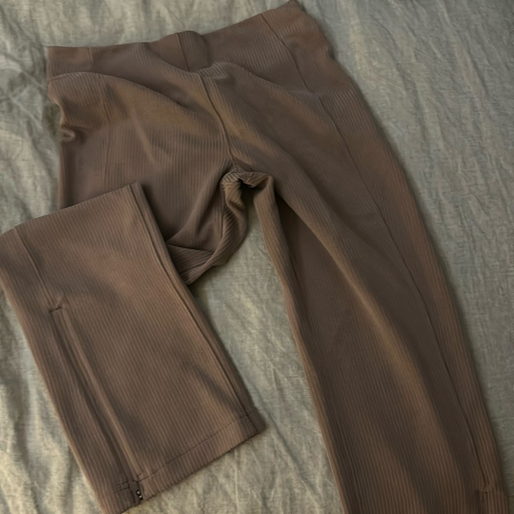 Lululemon pants